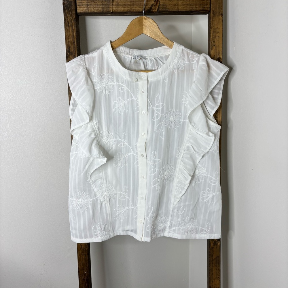 VOY White Ruffled Sleeveless Blouse M